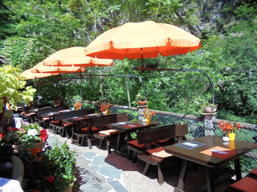 Bed and Breakfast Grotto Du Rii Интранья Экстерьер фото